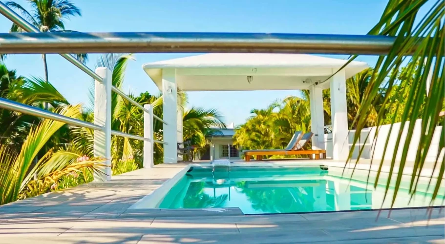 RHPL200 - 3 Yatak Odalı / 3 Banyolu Villa Formentera, Santa Fe Havuzlu
