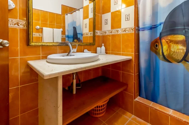 RHPL37 5BR Hostal Raysel in Miramar Havana