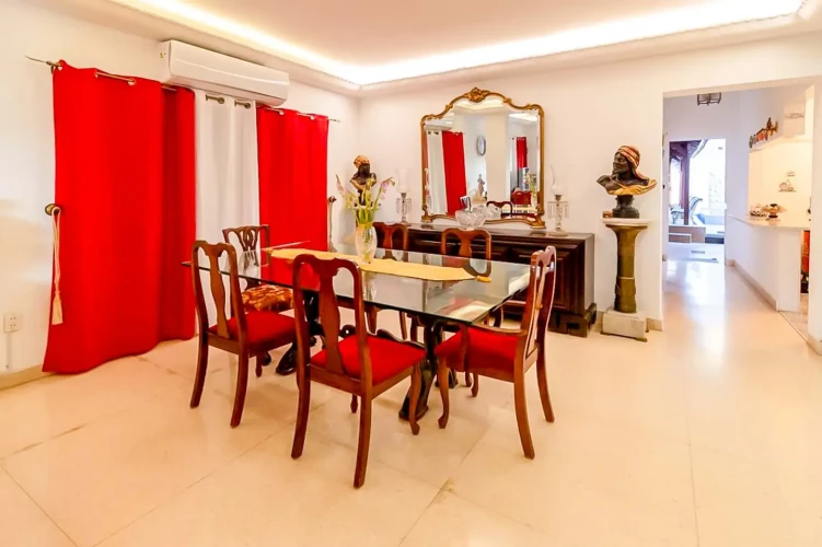 RHPL37 5BR Hostal Raysel in Miramar Havana