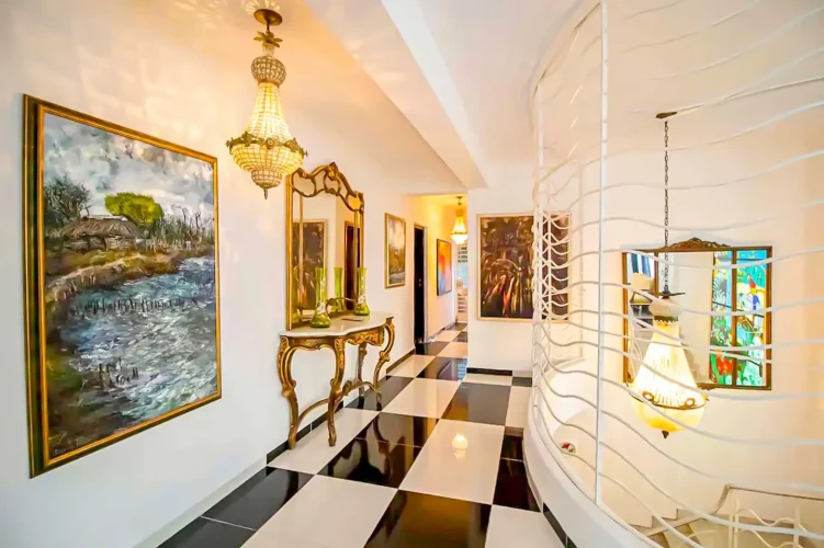 RHPL37 5BR Hostal Raysel in Miramar Havana