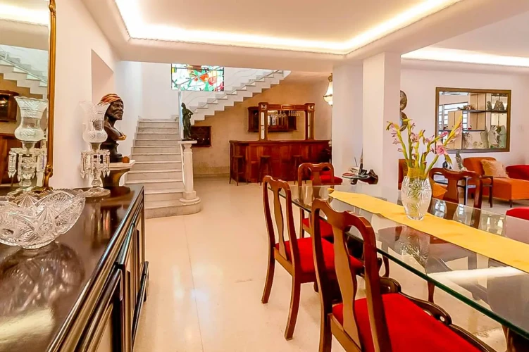 RHPL37 5BR Hostal Raysel in Miramar Havana